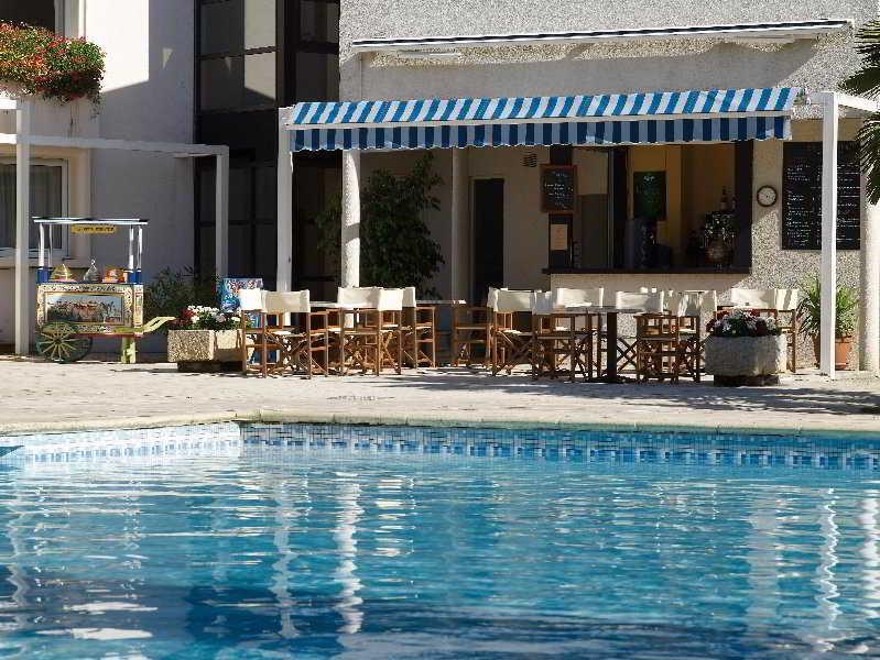 Inter-Hotel La Closerie Beaune Екстер'єр фото