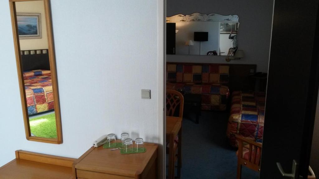 Inter-Hotel La Closerie Beaune Екстер'єр фото