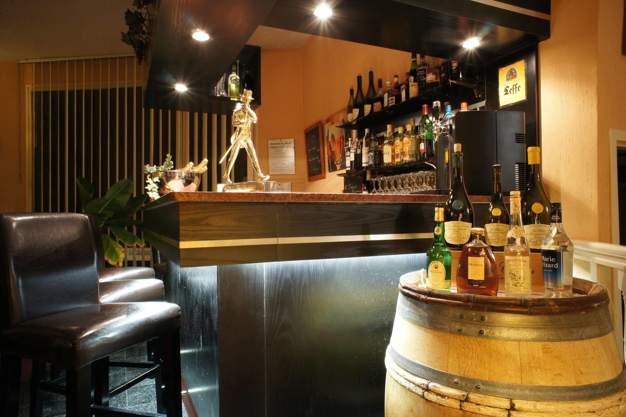 Inter-Hotel La Closerie Beaune Екстер'єр фото